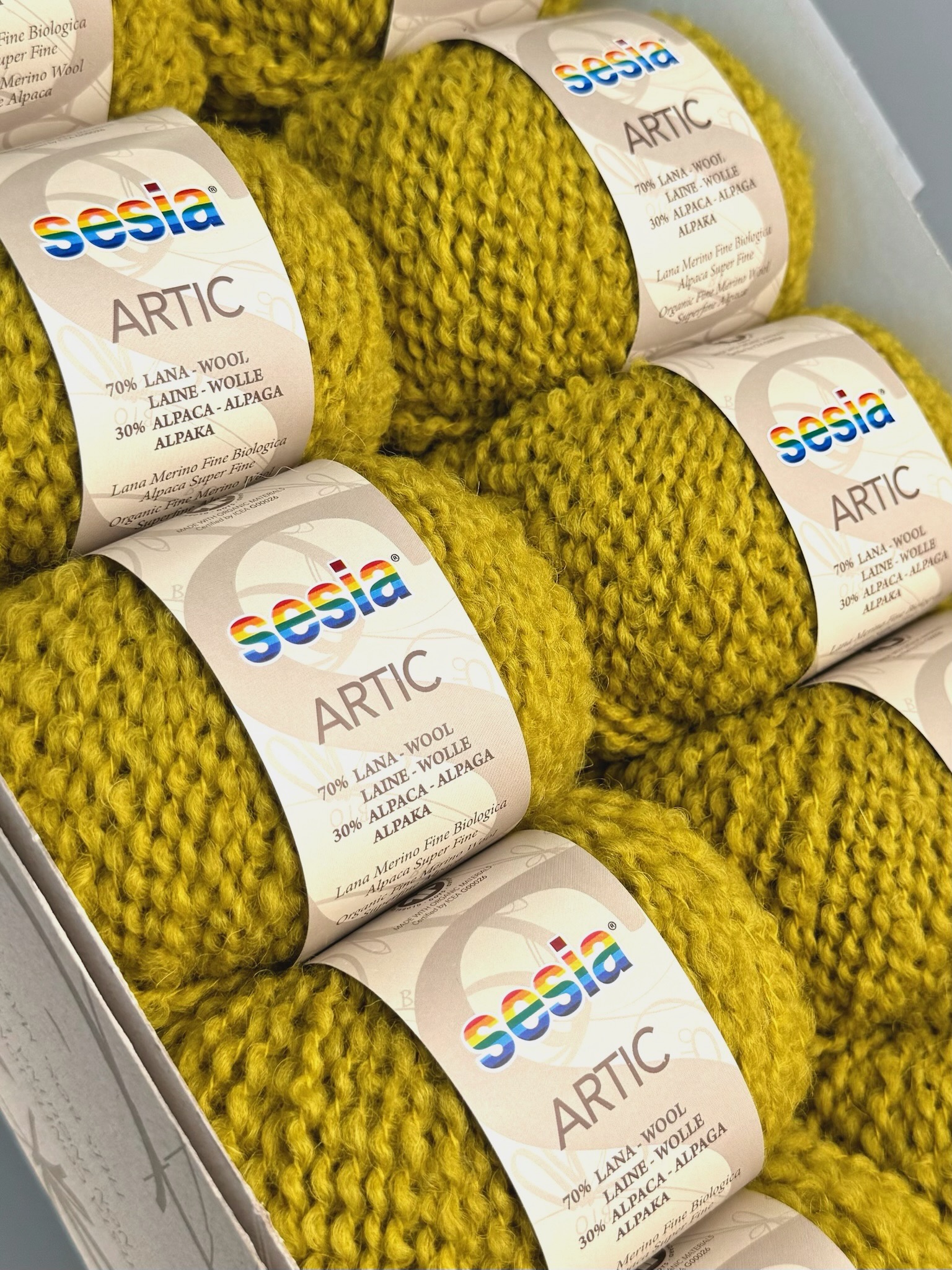 Sesia Art. Artic – GOTS Bio-Garn aus 70 % Bio-Schurwolle, 30 % Alpaka col. Limette 2700 (10 Knäuel)
