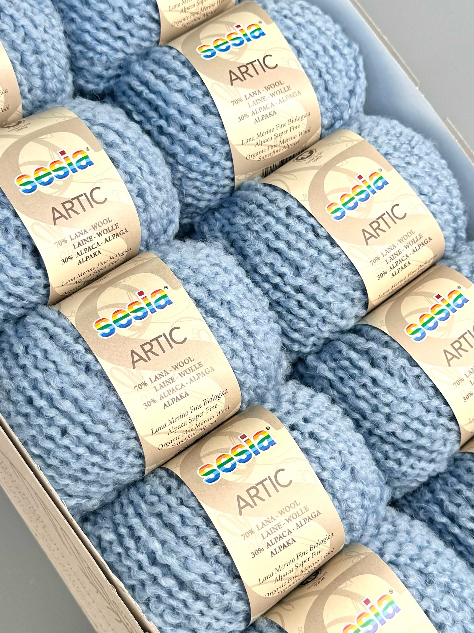 Sesia Art. Artic – GOTS Bio-Garn aus 70 % Bio-Schurwolle, 30 % Alpaka col. Hellblau 1652 (10 Knäuel)