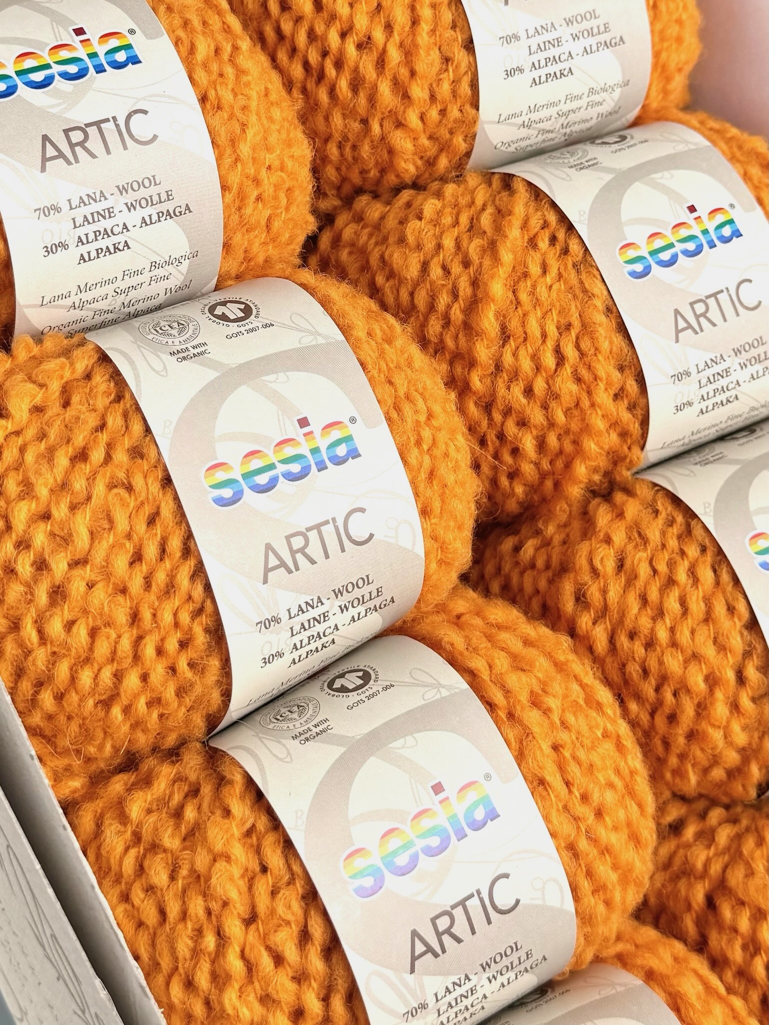 Sesia Art. Artic – GOTS Bio-Garn aus 70 % Bio-Schurwolle, 30 % Alpaka col. Mandarine 1964 (10 Knäuel)