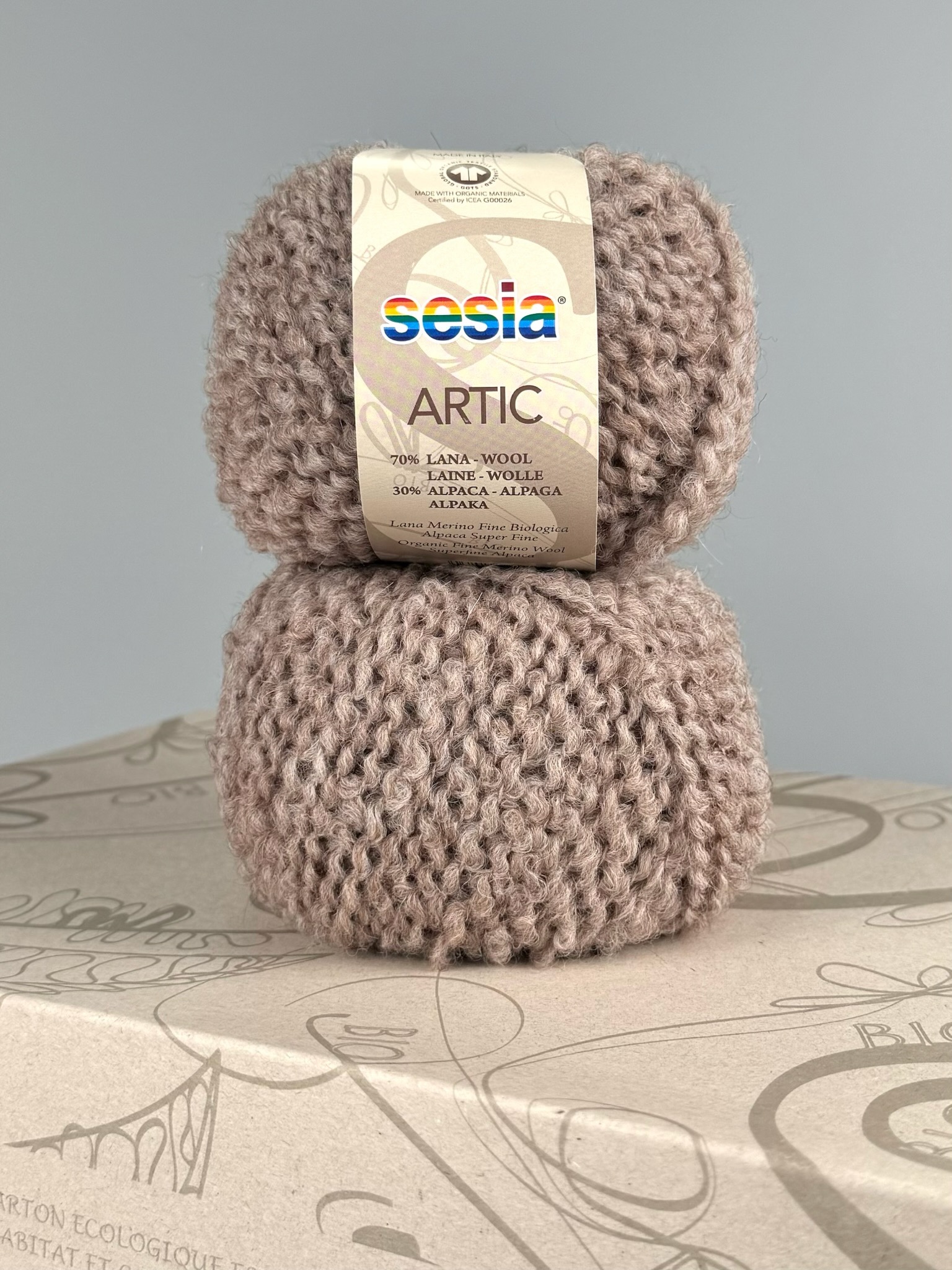 Sesia Art. Artic – GOTS Bio-Garn aus 70 % Bio-Schurwolle, 30 % Alpaka col. Helltaupe 1945 (10 Knäuel) foto 3