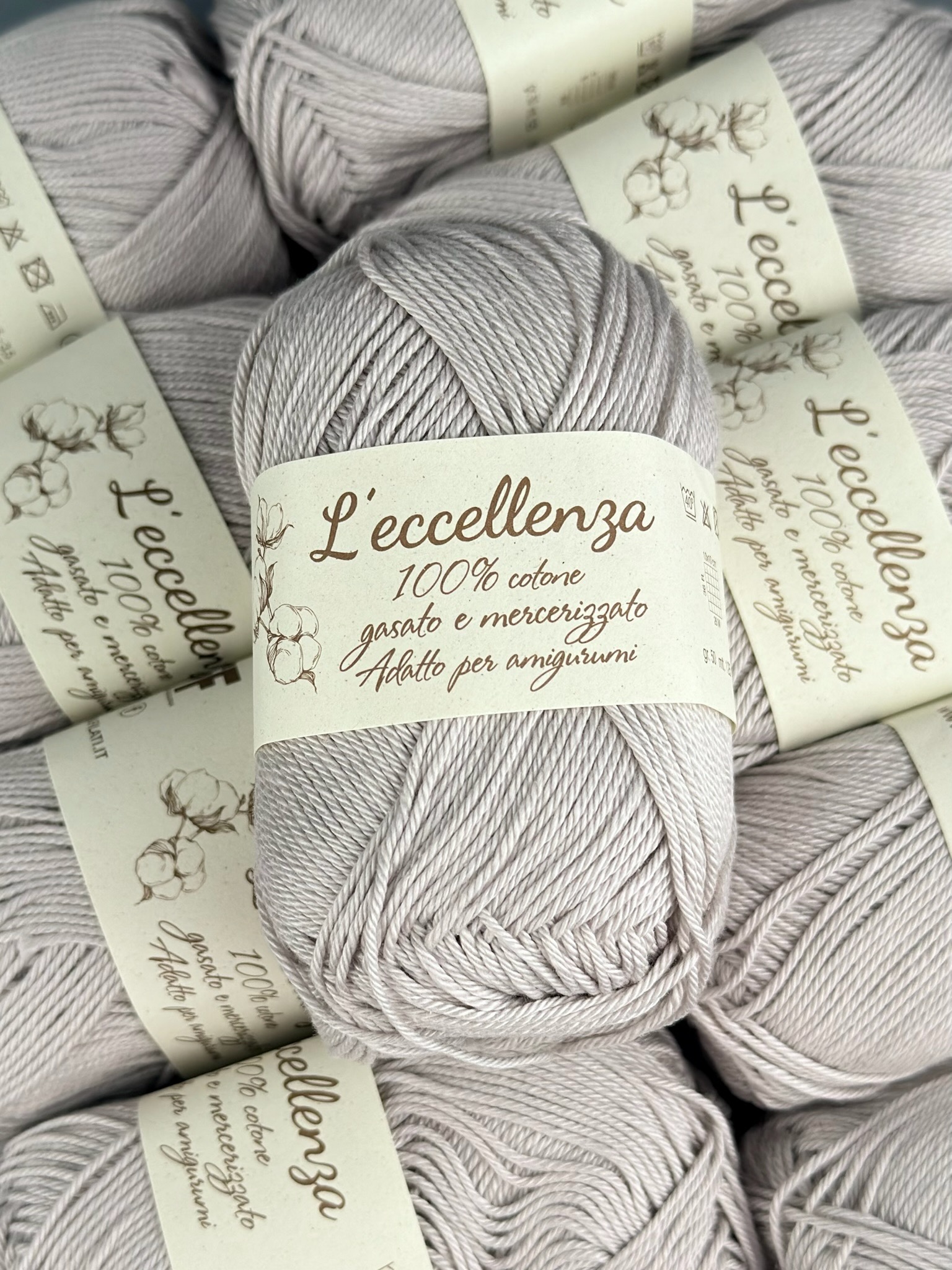 L’eccellenza – 100 % merzerisierte Baumwolle 125 m/ 50g col. Hellgrau 2005  (10 Knäuel) foto 2