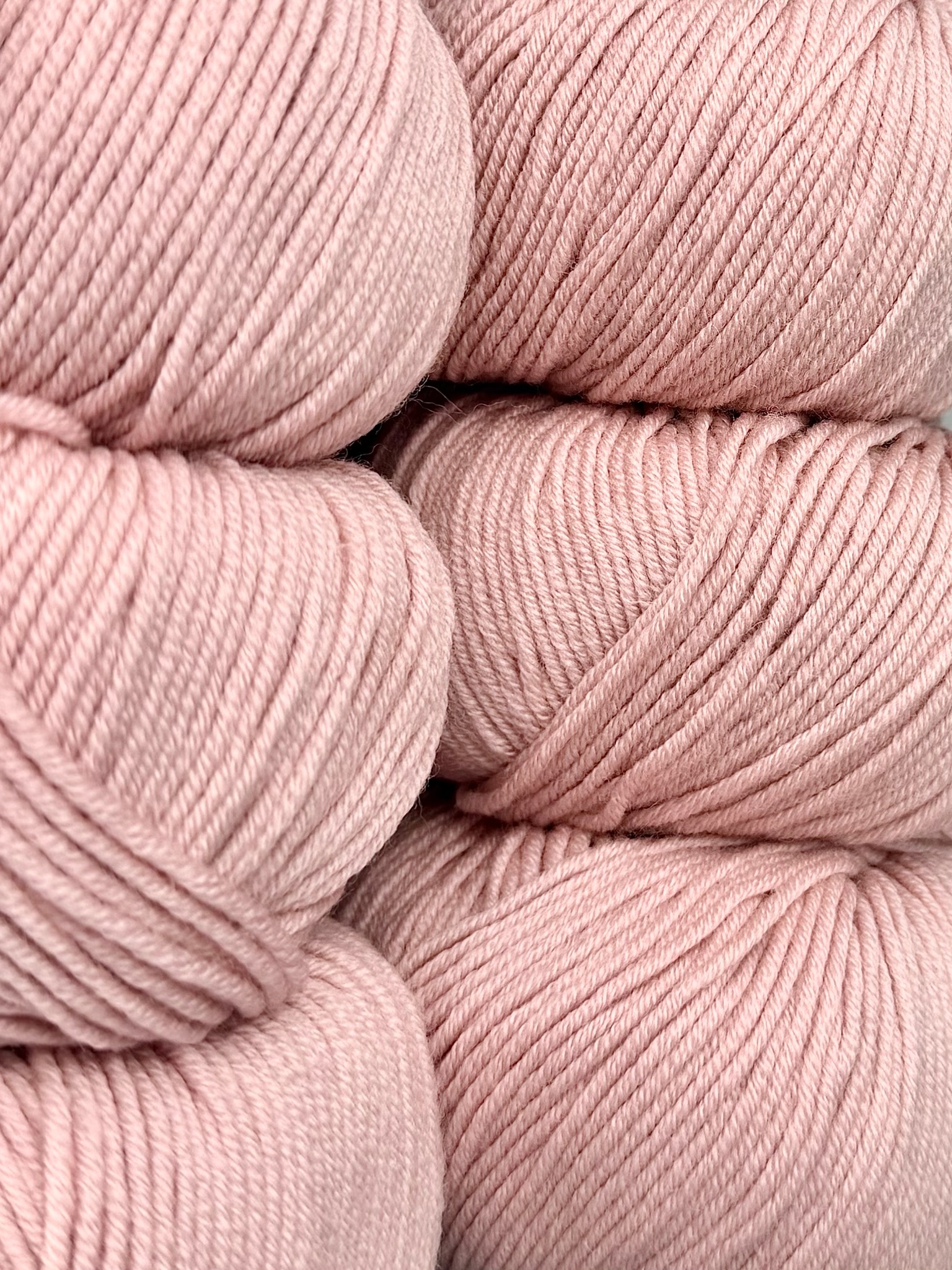 Art. Migliore (10 gomitoli) – 100% lana merino extrafine col. Rosa cipria 391-2 foto 2