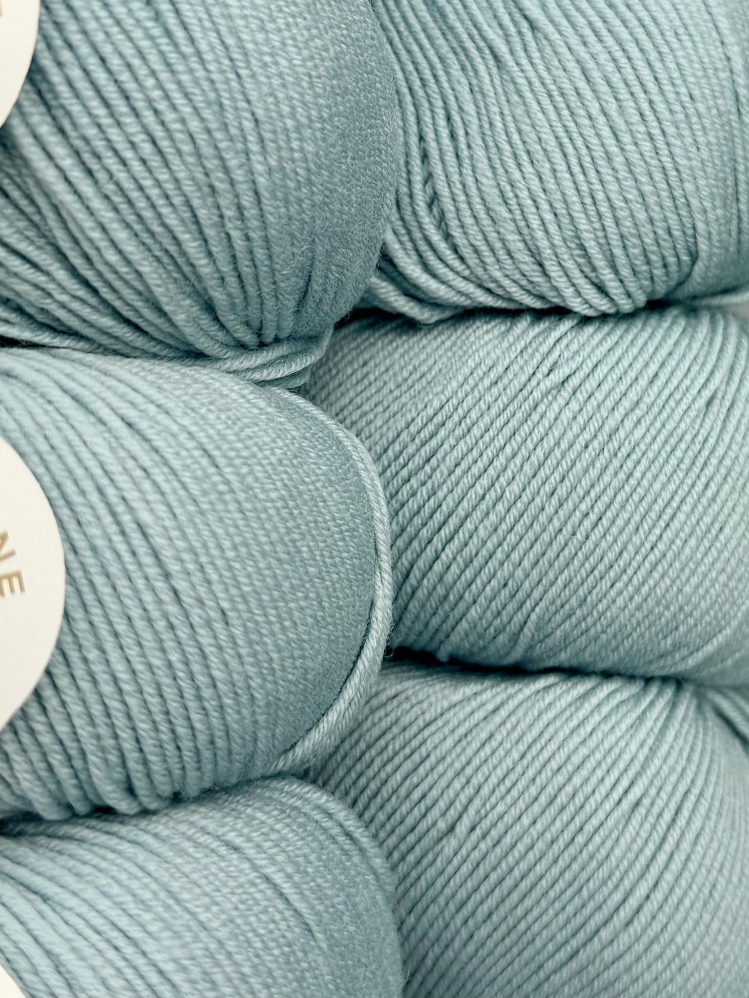 Art. Prezioso (10 gomitoli) – 100% lana merino extrafine superwash col. Blu verde polveroso 281-21 foto 2