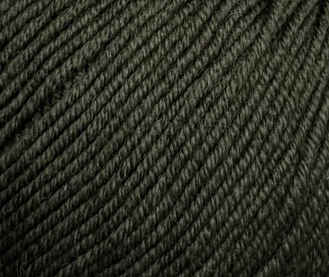 Art. Prezioso (10 Knäueln) – 100 % extrafeine Merinowolle Superwash col. Dunkelgrün 3-54