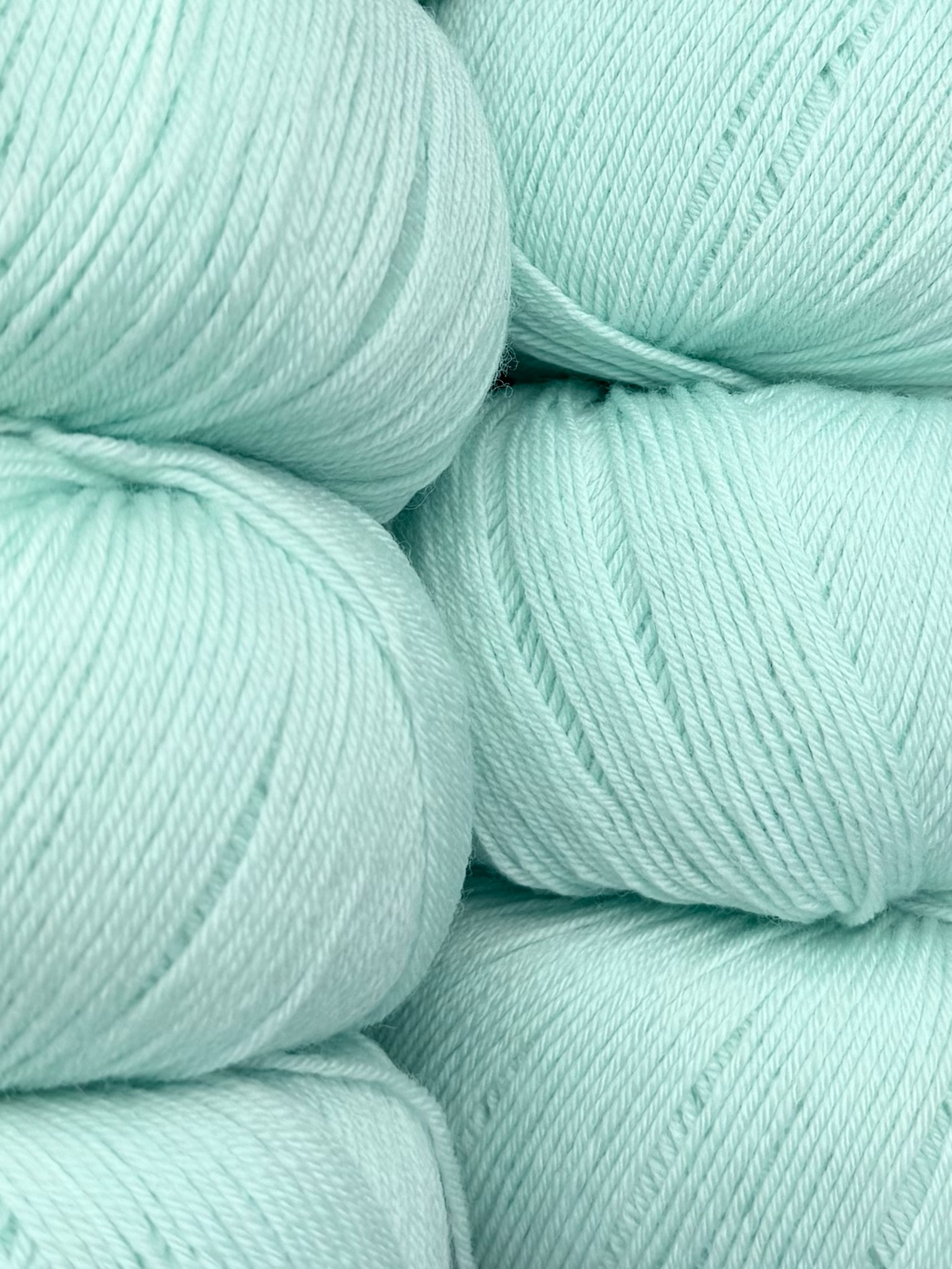 Art. Prezioso (10 Knäueln) – 100 % extrafeine Merinowolle Superwash col. Hell-Aquagrün 16-11 foto 2