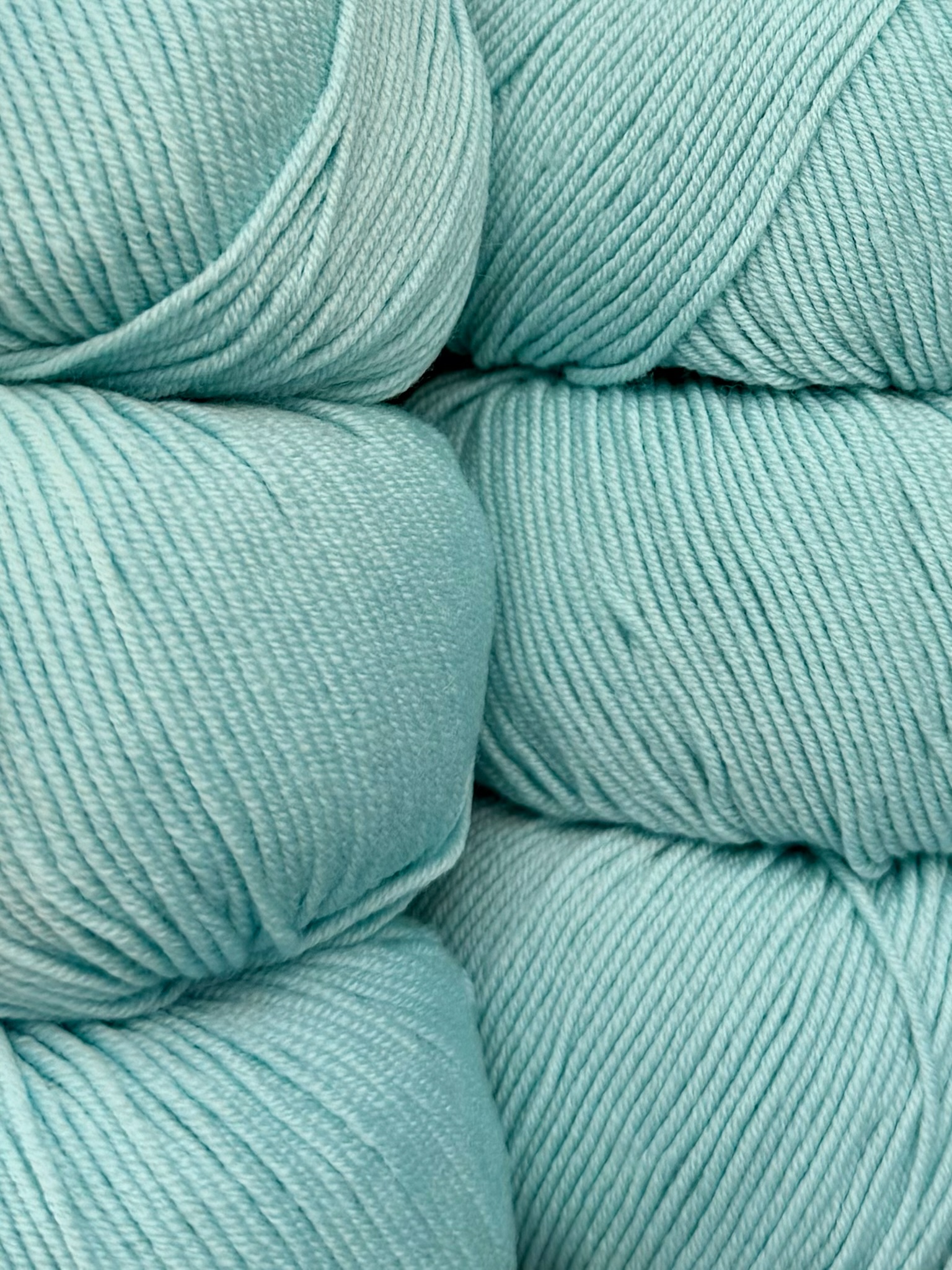 Art. Prezioso (10 gomitoli) – 100% lana merino extrafine superwash col. Azzurro Tiffany 25-31 foto 2