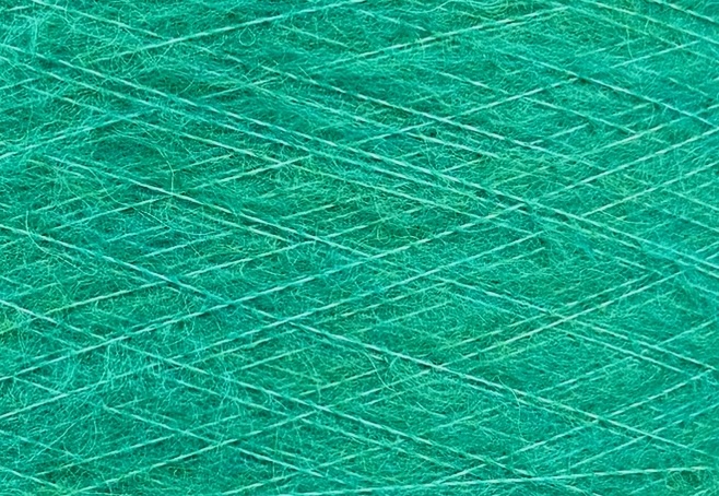 Millefili Art. Aff-Hair 900 m / 100 g – Ultraleichtes, volumiges Garn mit Babyalpaka col. Smaragdgrün 132832