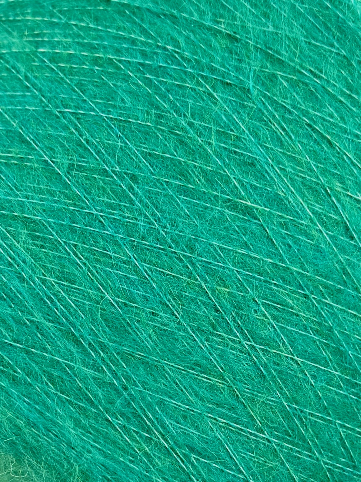 Millefili Art. Aff-Hair 900 m / 100 g – Ultraleichtes, volumiges Garn mit Babyalpaka col. Smaragdgrün 132832