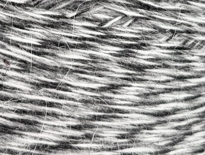 Biagioli Modesto Yuma 3/9 – Filato in angora con effetto mélange