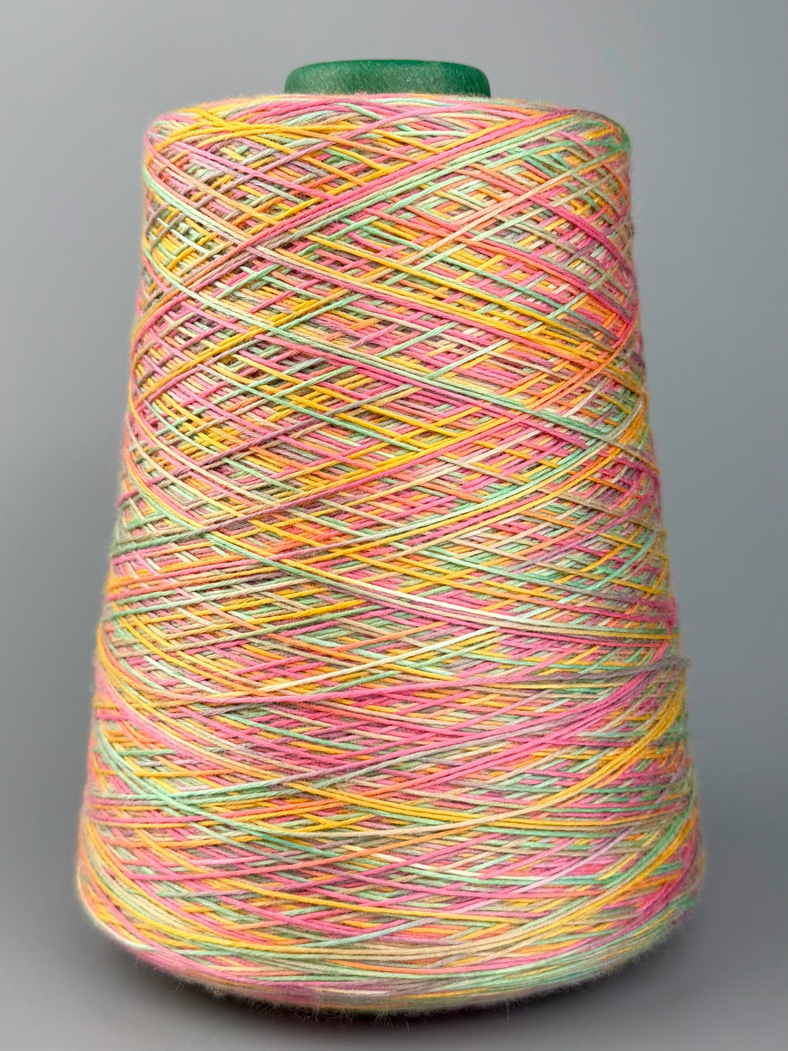 Zimpfer Wolle Art. Mimi Multicolor 500 m / 100 g – Garn aus Bambus und Seide col. Bonbon foto 2