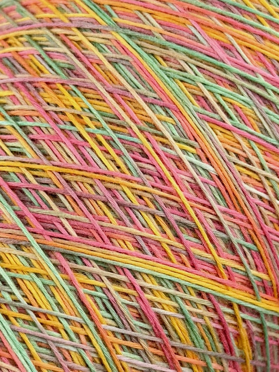 Zimpfer Wolle Art. Mimi Multicolor 500 m / 100 g – Garn aus Bambus und Seide col. Bonbon