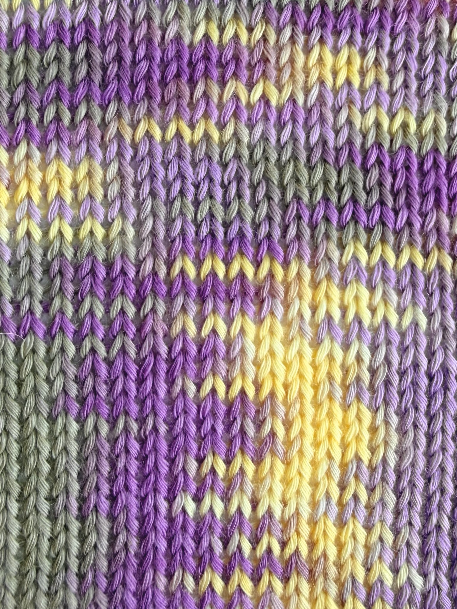 Zimpfer Wolle Art. Mimi Multicolor 500 m / 100 g – Garn aus Bambus und Seide col. Lilla foto 3