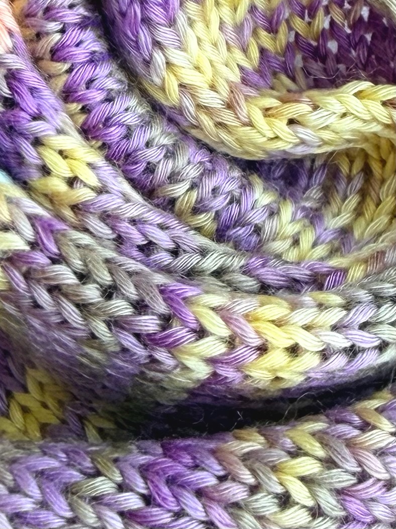 Zimpfer Wolle Art. Mimi Multicolor 500 m / 100 g – Garn aus Bambus und Seide col. Lilla foto 6