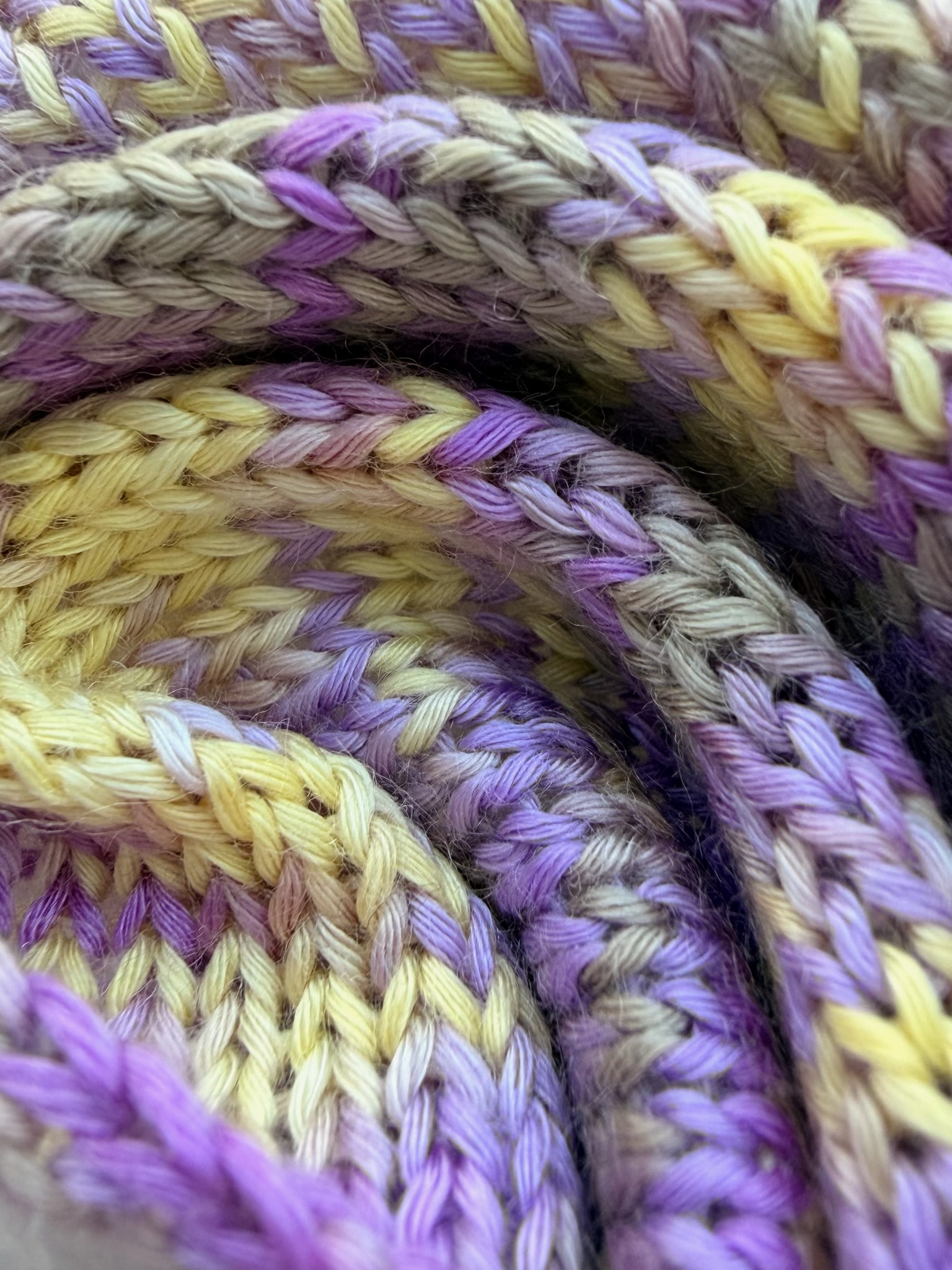 Zimpfer Wolle Art. Mimi Multicolor 500 m / 100 g – Garn aus Bambus und Seide col. Lilla foto 4