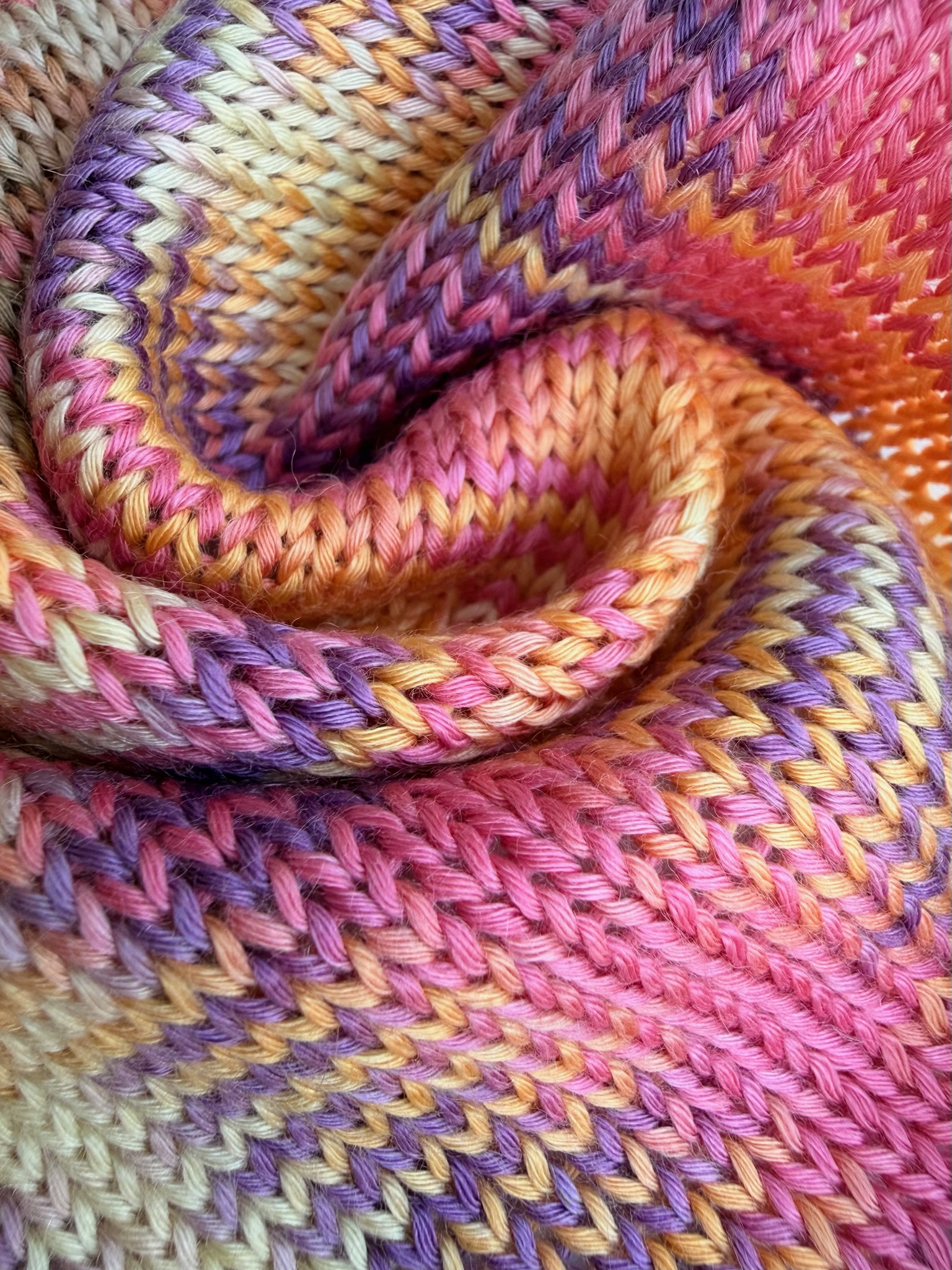 Zimpfer Wolle Art. Mimi Multicolor 500 m / 100 g – Garn aus Bambus und Seide col. Sonnenuntergang foto 4
