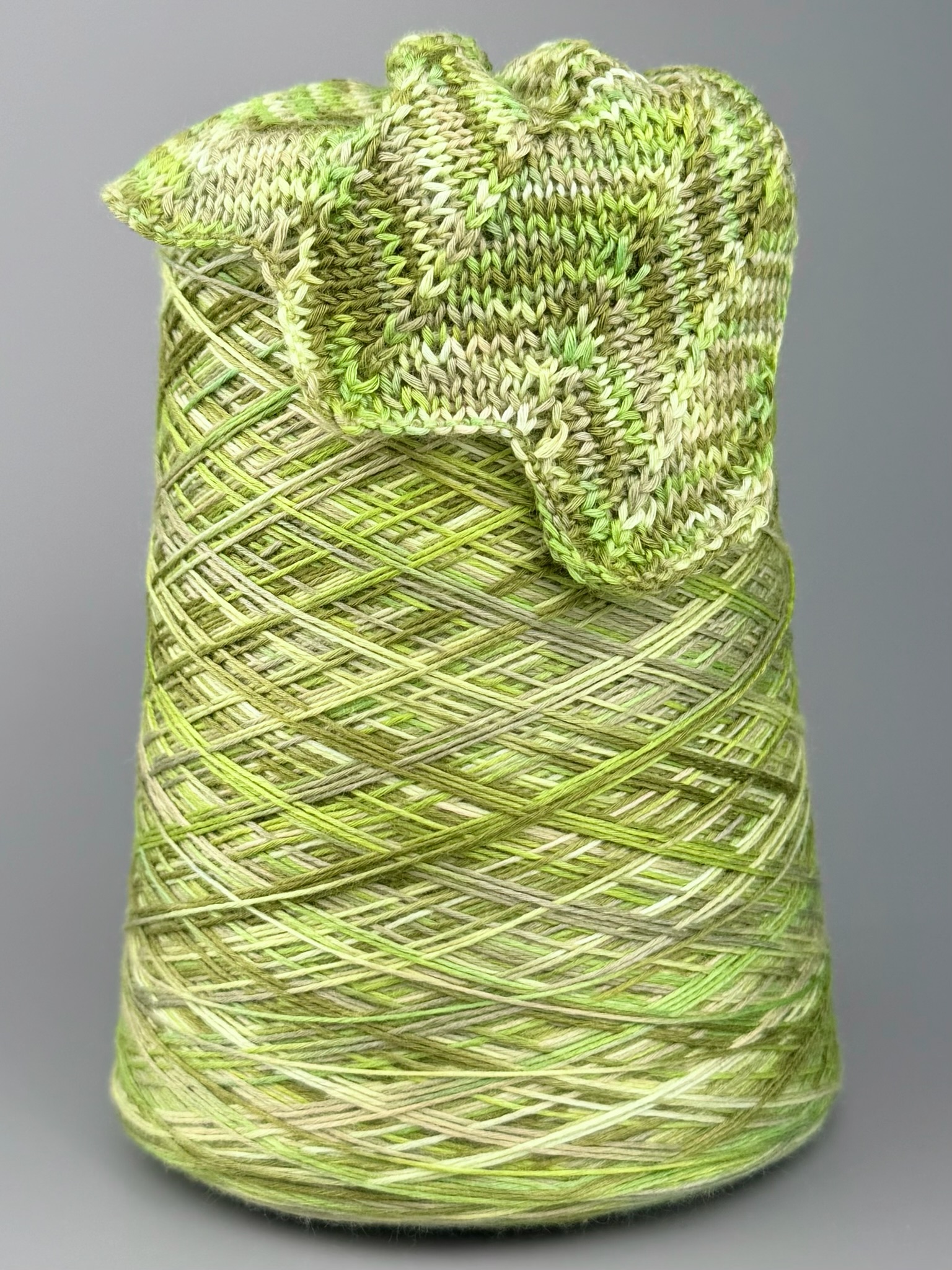 Zimpfer Wolle Art. Mimi Multicolor 500 m / 100 g – Garn aus Bambus und Seide col. Grün foto 3