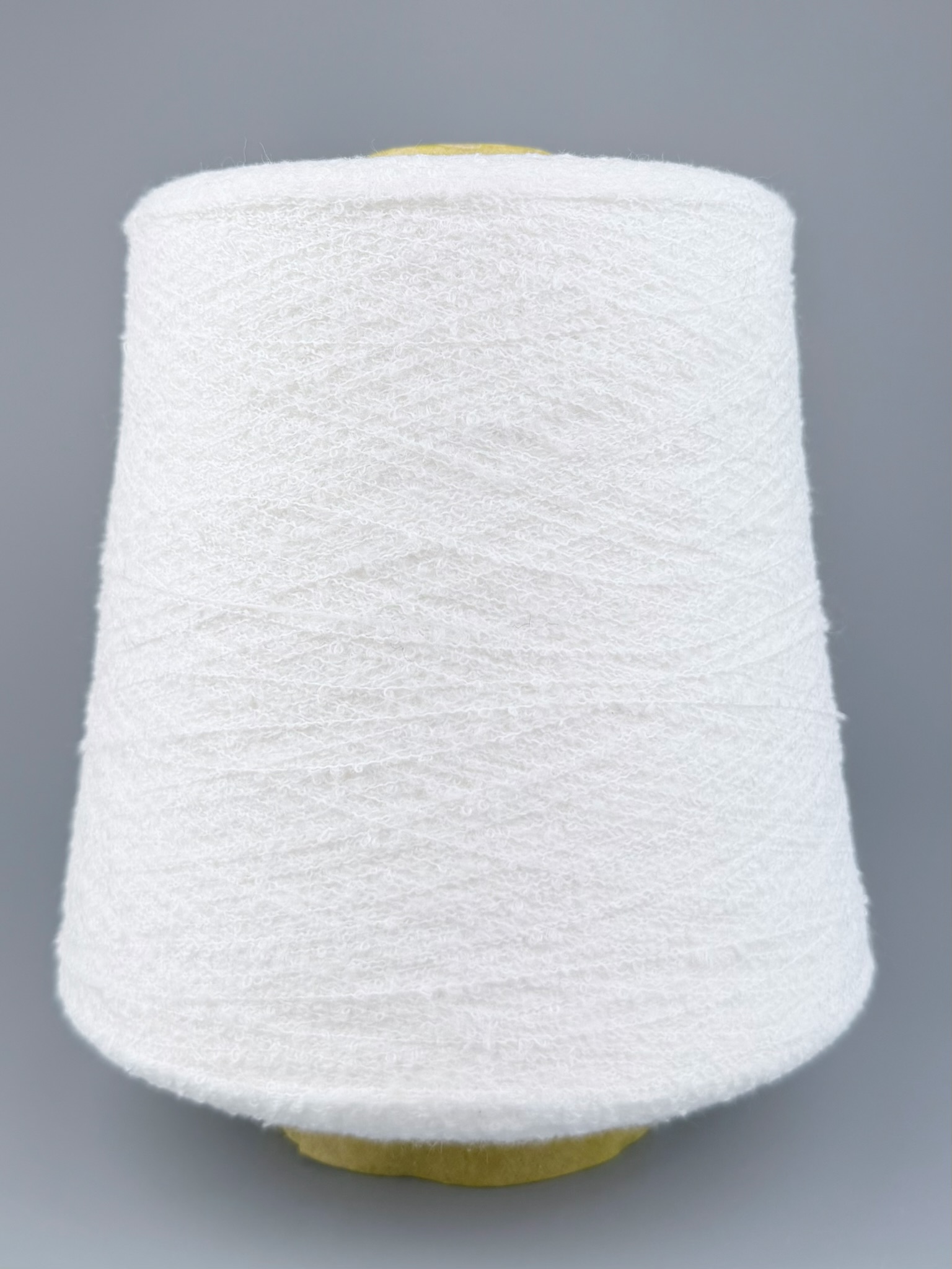 Emilcotoni S.p.A. Cashbouclé Nm 16.200 – Filato in cotone e cashmere col. Bianco puro foto 2