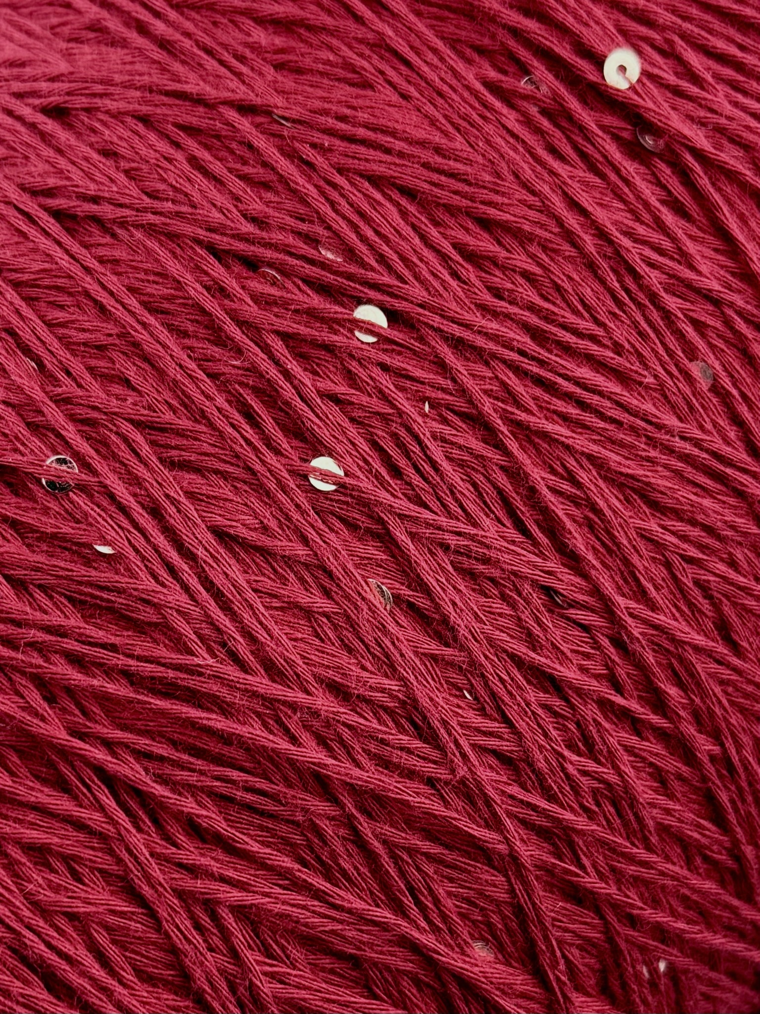 Primavera (Pailletten) 420m/100g – 100% Pima Baumwolle col. Bordeaux 110