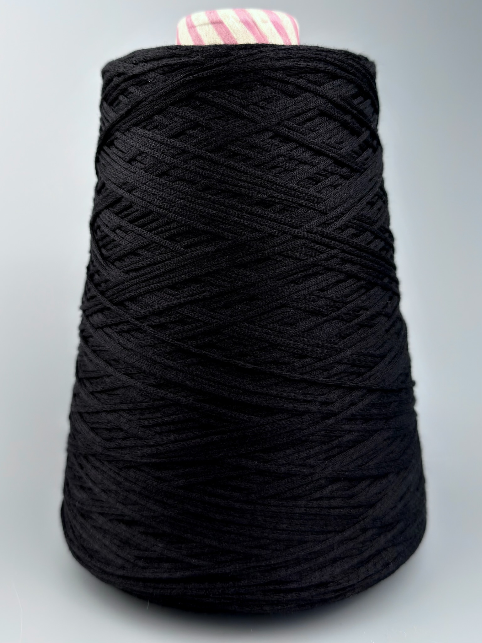 Torcitura di Domaso Bolero – Makò Baumwolle und Seide col. Schwarz 400 m / 100 g foto 2