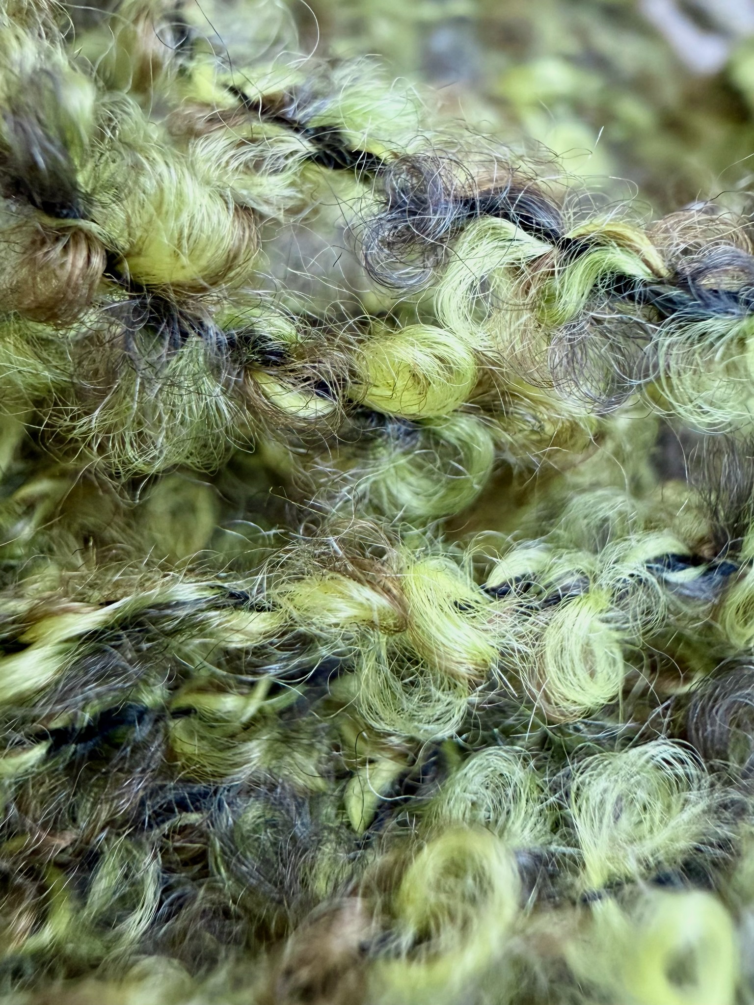 Cariaggi Art. VOLUTA (PPKA969) – Bouclé Garn aus Kaschmir und Seide col. 34674 Oliv Mélange foto 3