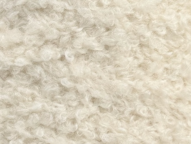 Corallo Bouclé 240m/100g – Merino Extrafine und Seide mit Elastan Weiss 