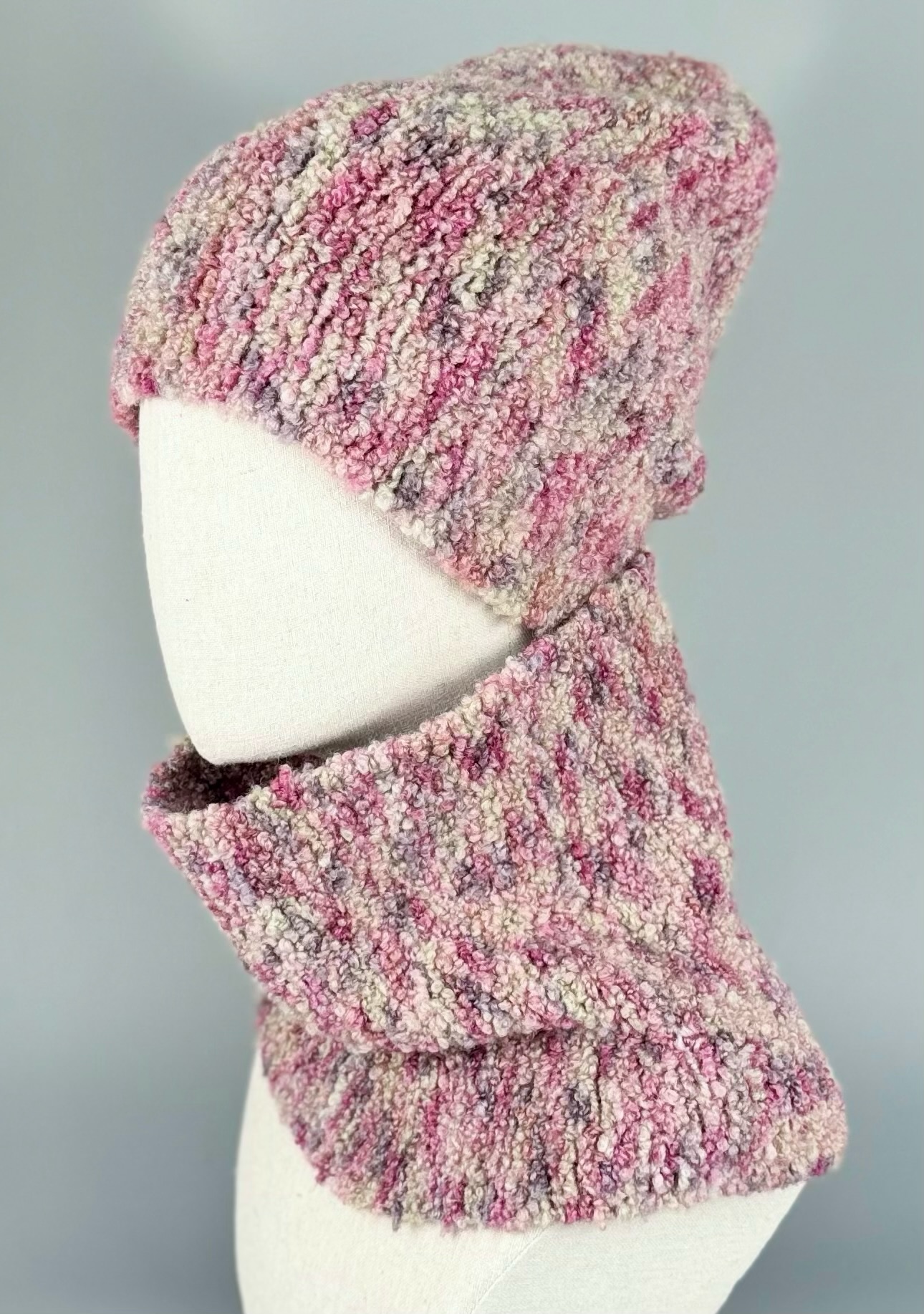 Corallo Bouclé 240m/100g – Lana Merino Extrafine e Seta con Elastan Melange Rosa-Beige foto 3