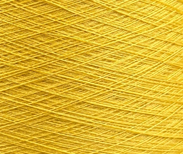 Cariaggi Art. ZEFIRO Nm 2/60 (PPSK046) – 60 % Merinowolle Extrafine, 30 % Seide, 10 % Kaschmir col. Ockergelb 31702