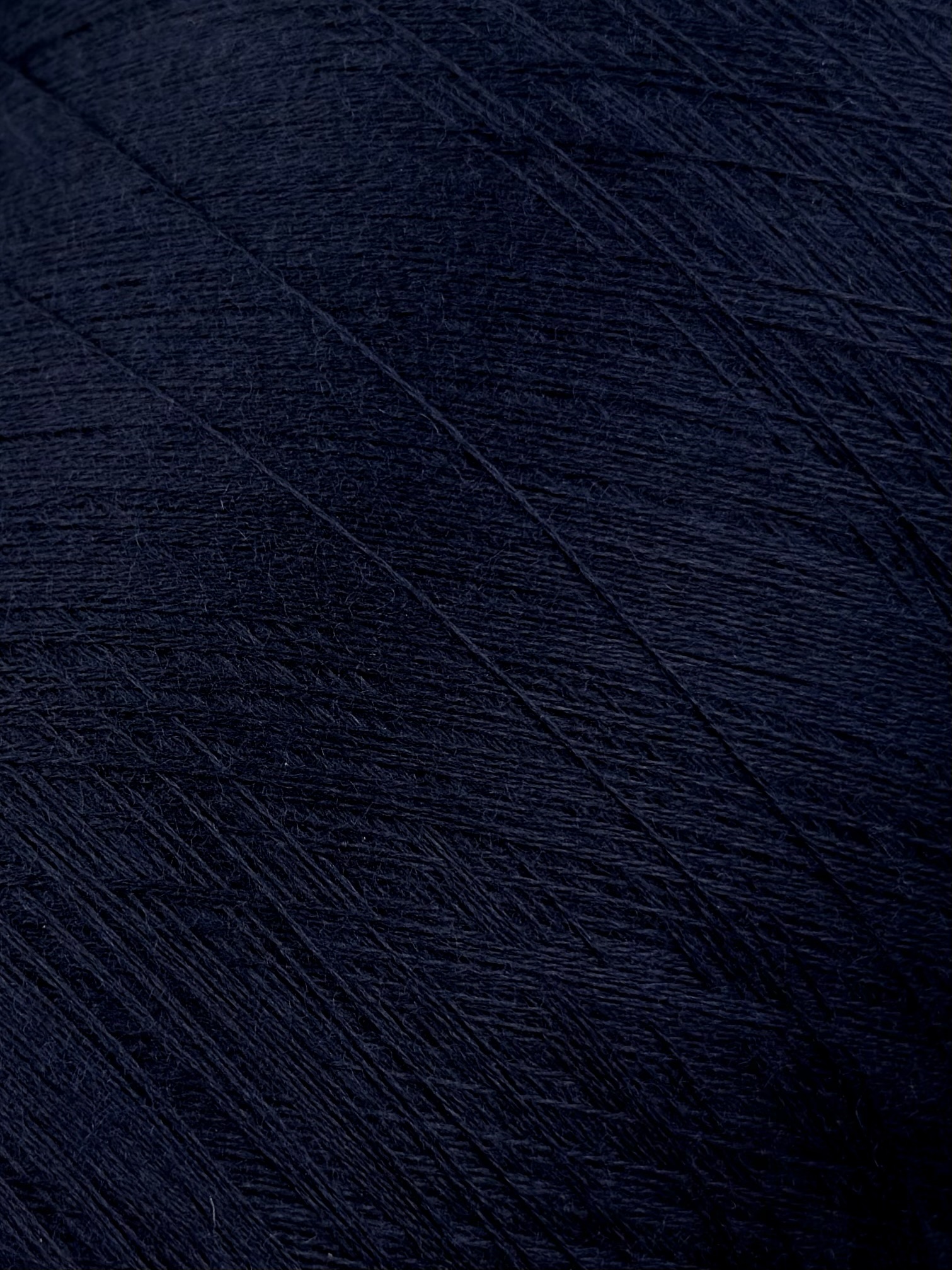 Cariaggi Art. ZEFIRO Nm 2/60 (PPSK046) – 60 % Merinowolle Extrafine, 30 % Seide, 10 % Kaschmir col. Nachtblau 30098