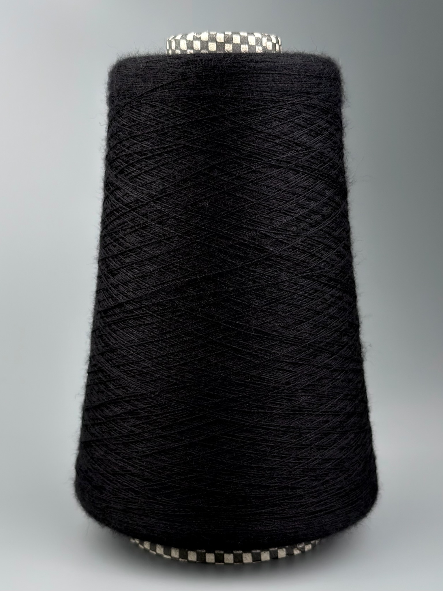 Cariaggi Art. ZEFIRO Nm 2/60 (PPSK046) – 60 % Merinowolle Extrafine, 30 % Seide, 10 % Kaschmir col. Schwarz 30060 foto 2