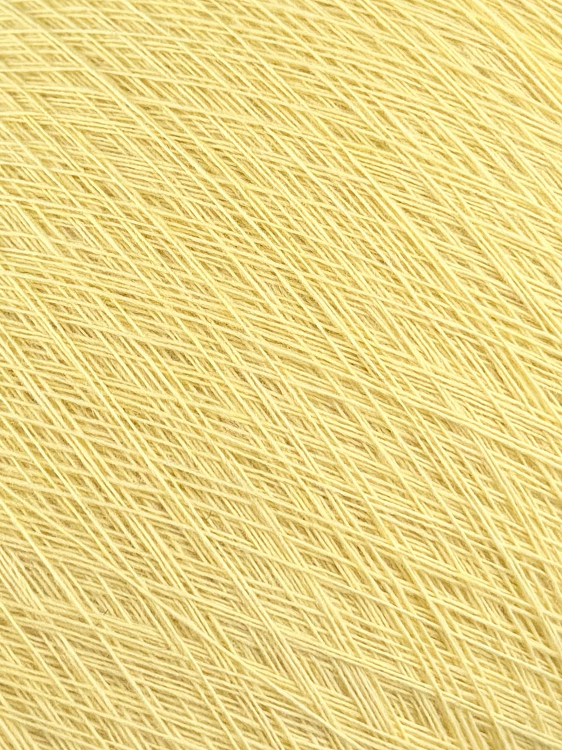 Millefili Art. Clourws 1/15 – Garn aus Merino Supergeelong und Kaschmir col. Pastellgelb
