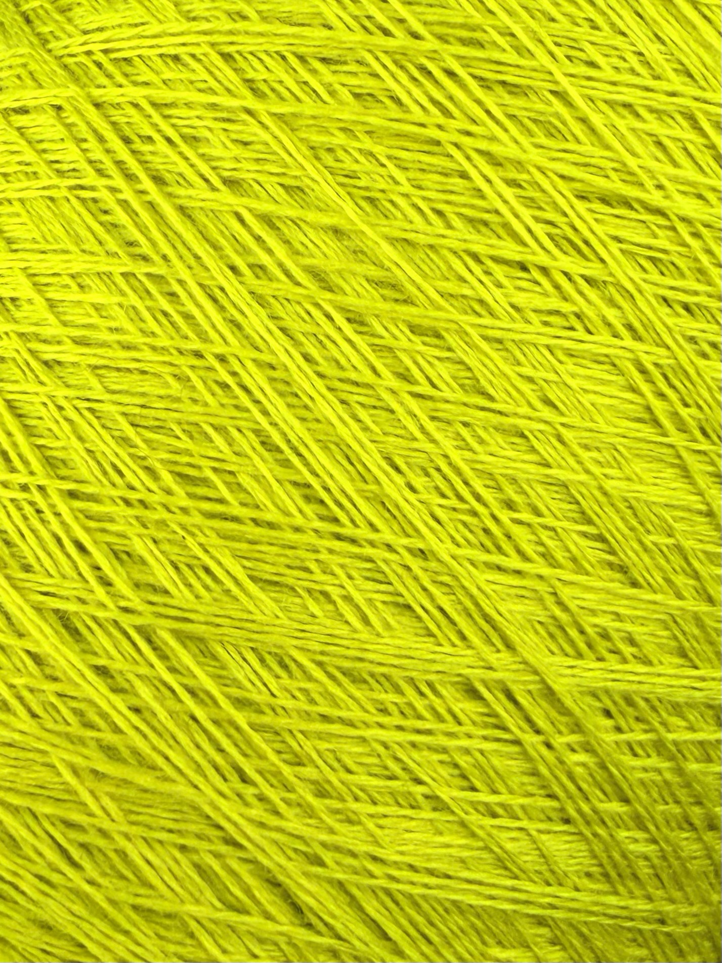 Südwolle Group Art. Victoria Nm 2/30 – 100 % Merinowolle extrafine col. Limettengrün 6E5685