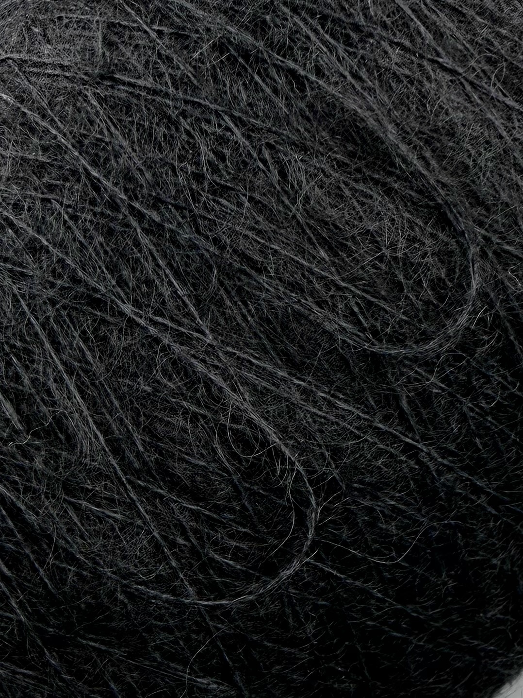 Lanificio Dell’Olivo Rouge Nm 15000 – Mohair & Alpaka Schwarz