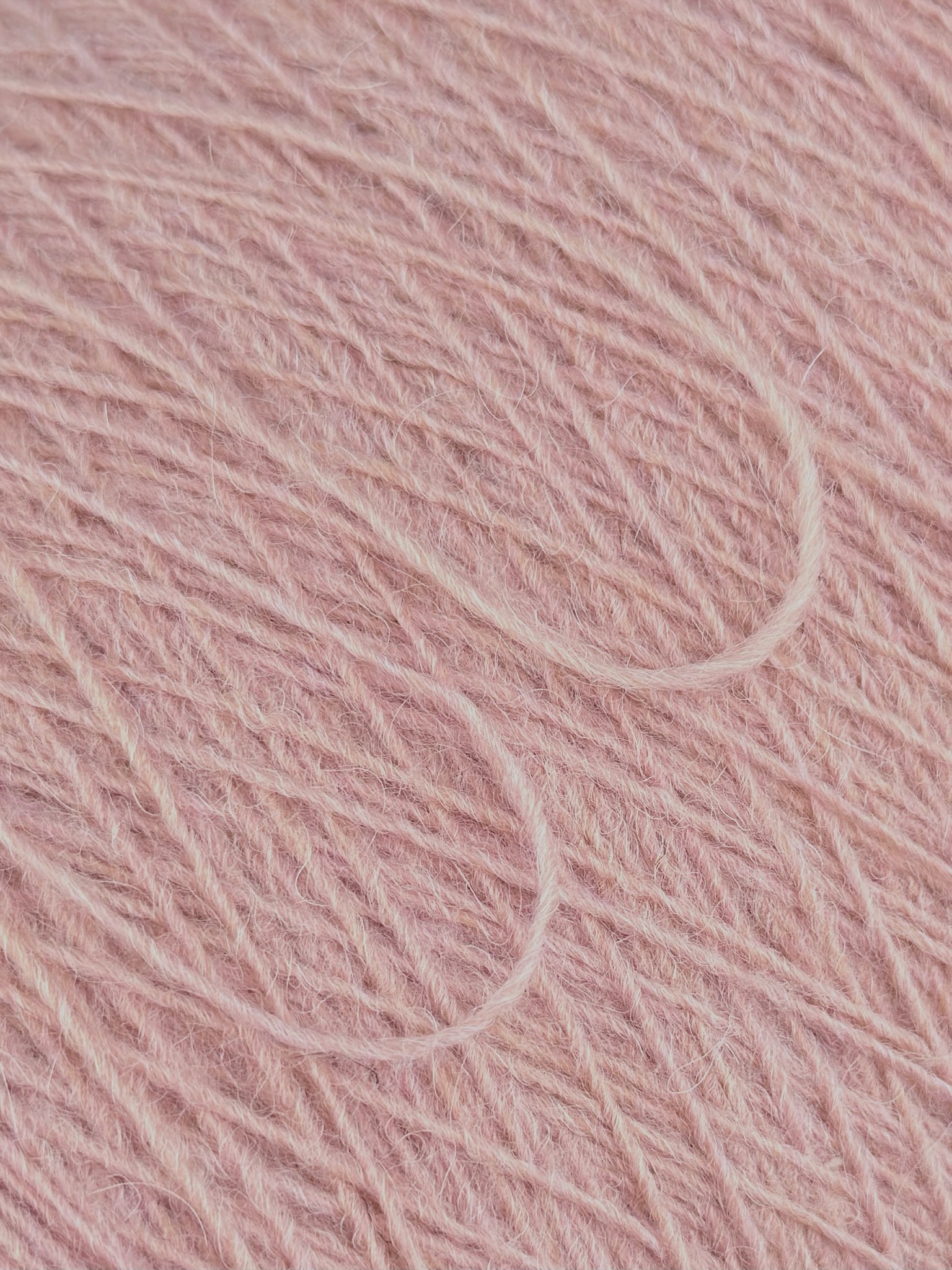 Cofil Art. Drammatico – Garn aus Wolle, Alpaka und Viskose col. Rosa Puder Mélange 720 m / 100 g