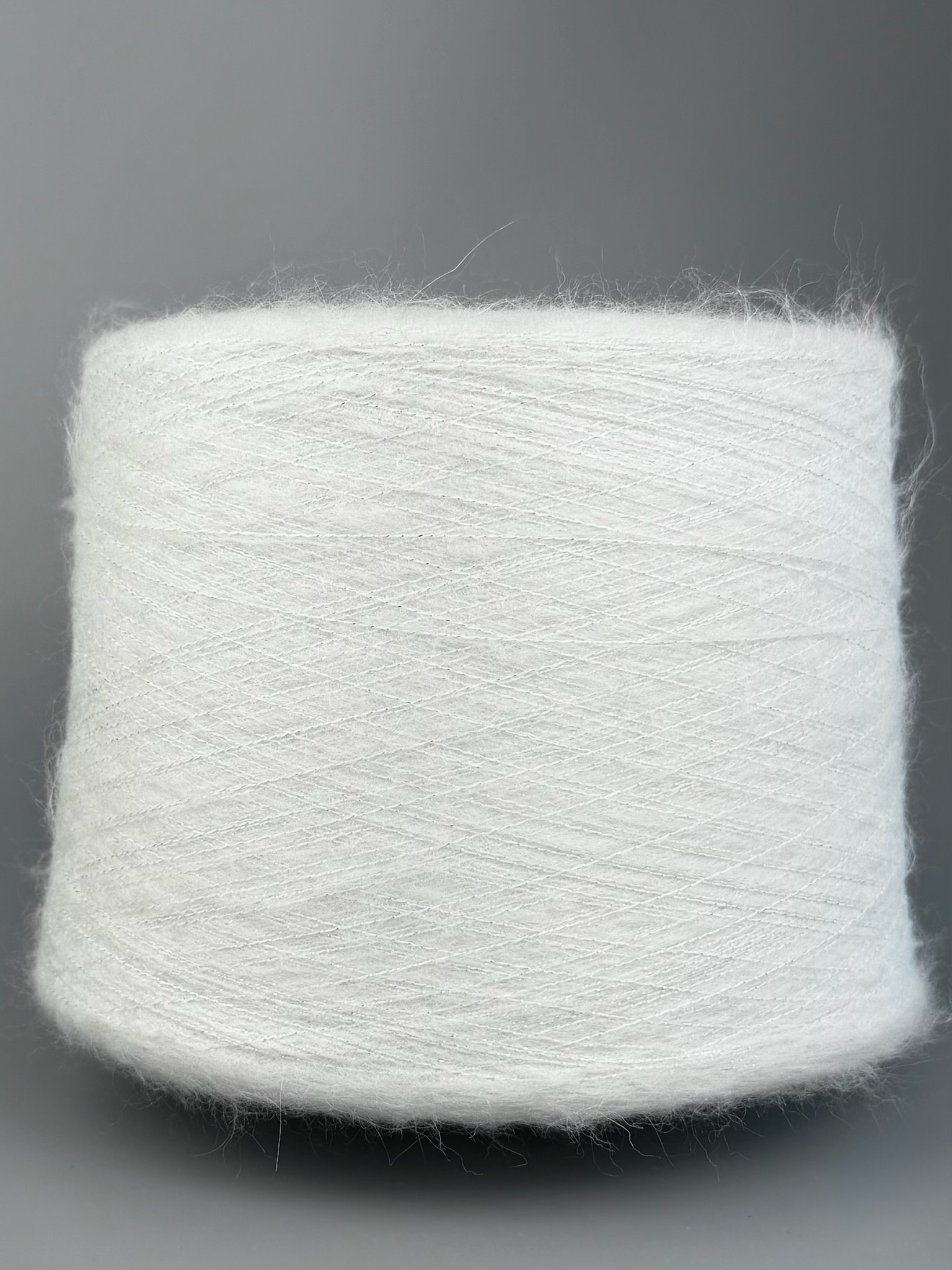 Fabifil Art. Brillante – Mohairgarn mit Silberlurex col. Perlgrau Hell 1050 m / 100 g foto 2