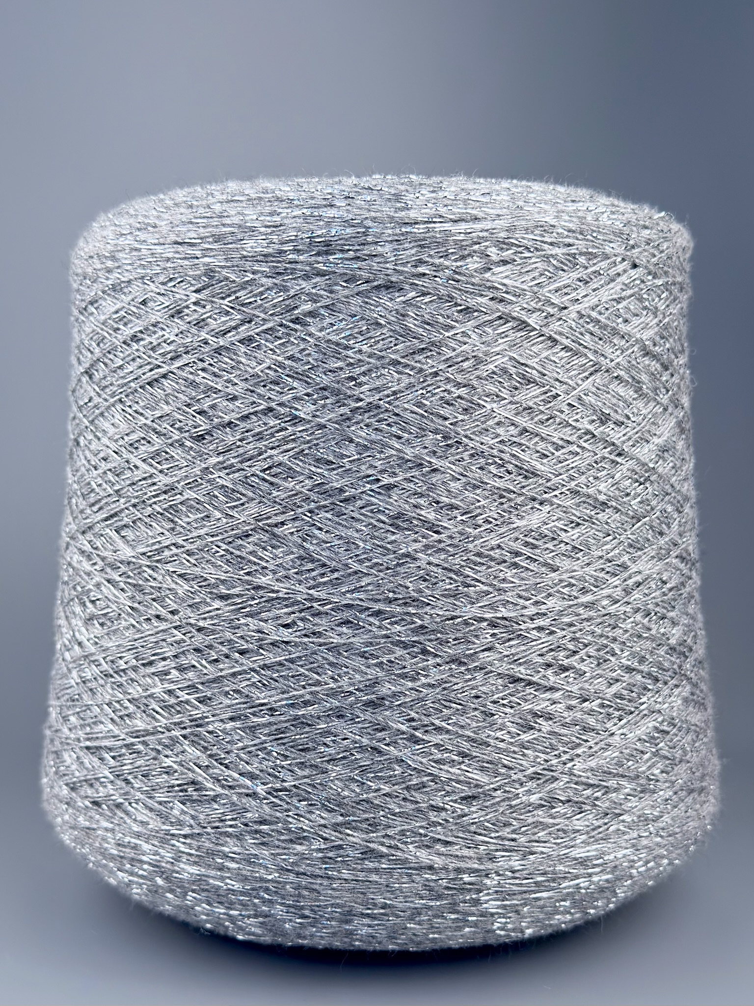 Gioiello Nm 1/15 – Filato con Cashmere, Merino, Viscosa e Lurex col. Grigio chiaro foto 2