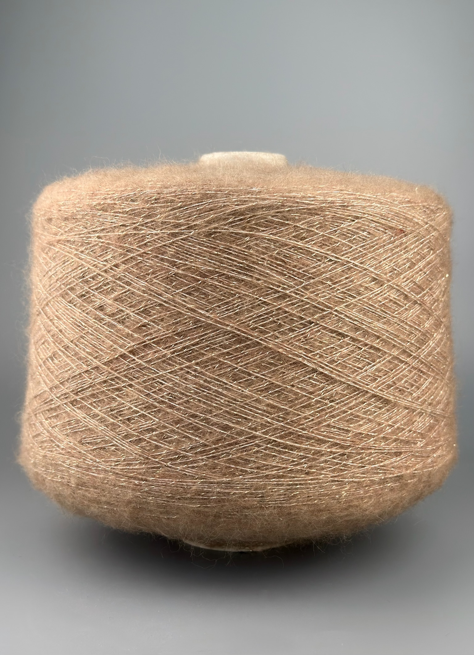 Art. Therhythmofthenigh – Garn mit Lurex und Wolle col. Beige 1070 m / 100 g foto 2