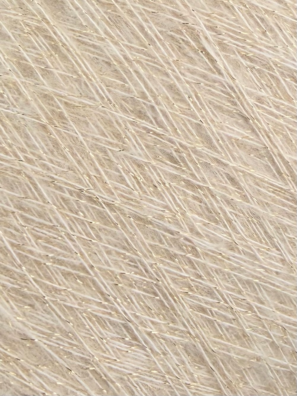 Art. Therhythmofthenigh – Filato con Lurex e Lana col. Beige chiaro 1070 m / 100 g