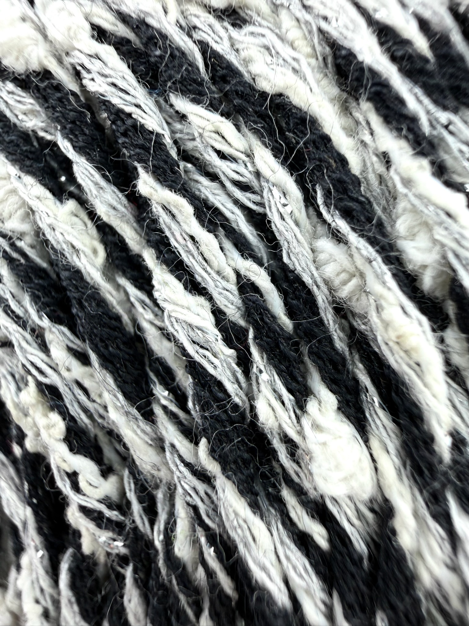 Outlet 27 – Mouliné Designgarne 200–300 m / 100 g foto 3