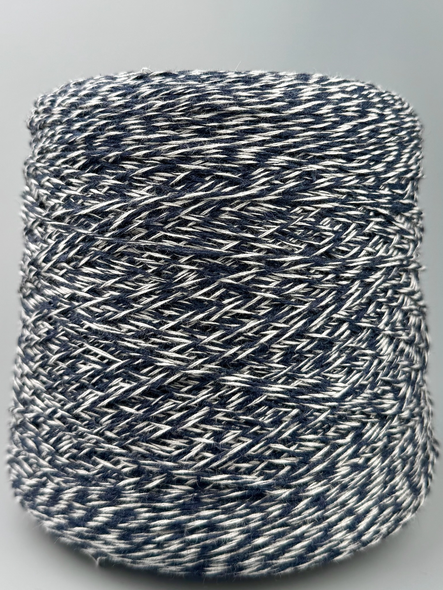 Outlet 31 – Mouliné Designgarne 200–300 m / 100 g foto 2