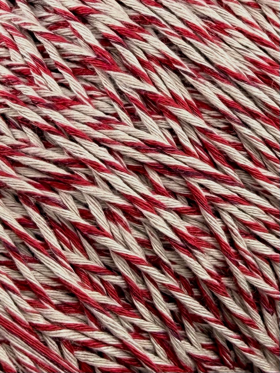 Outlet 32 – Mouliné Designgarne 200–300 m / 100 g