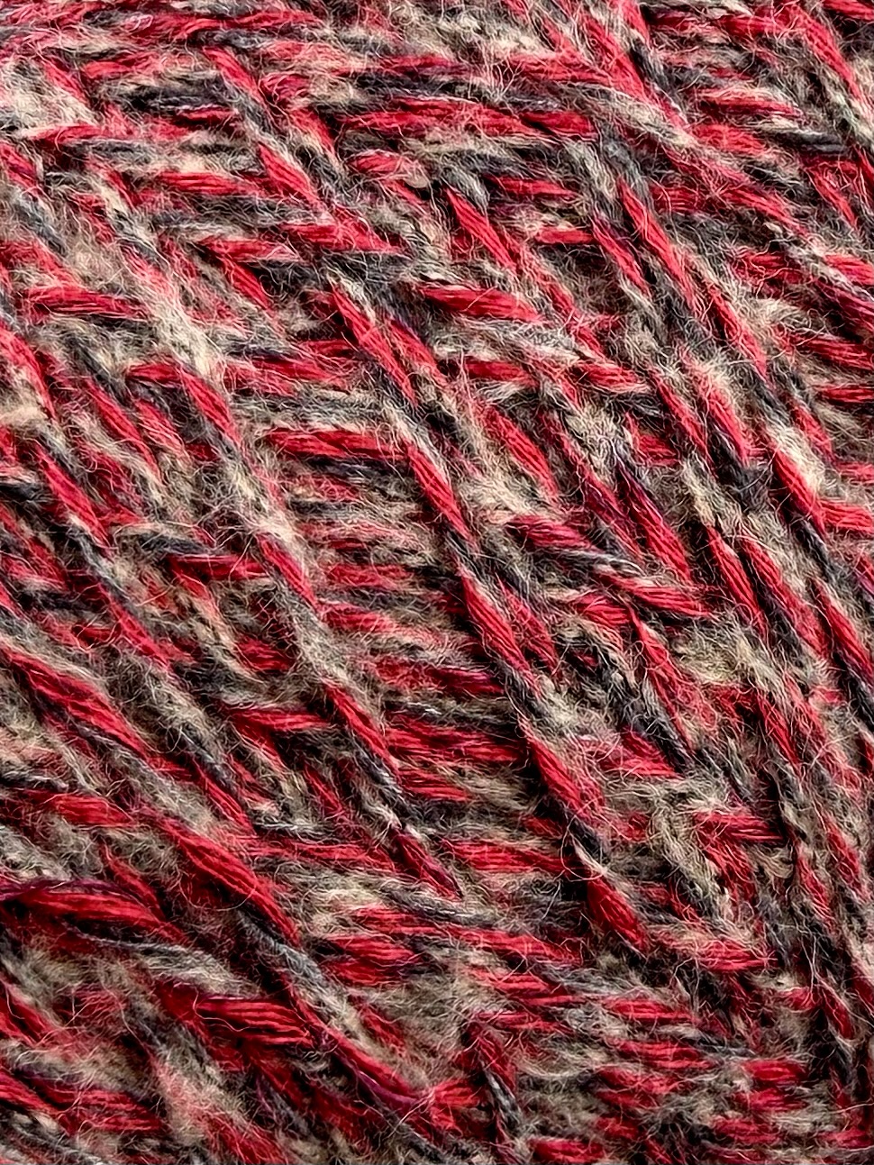 Outlet 39 – Mouliné Designgarne 200–300 m / 100 g