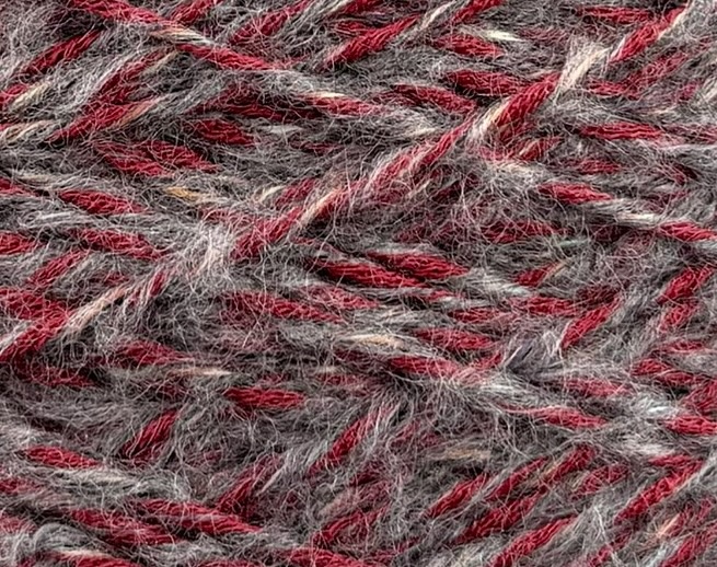 Outlet 40 – Mouliné Designgarne 200–300 m / 100 g