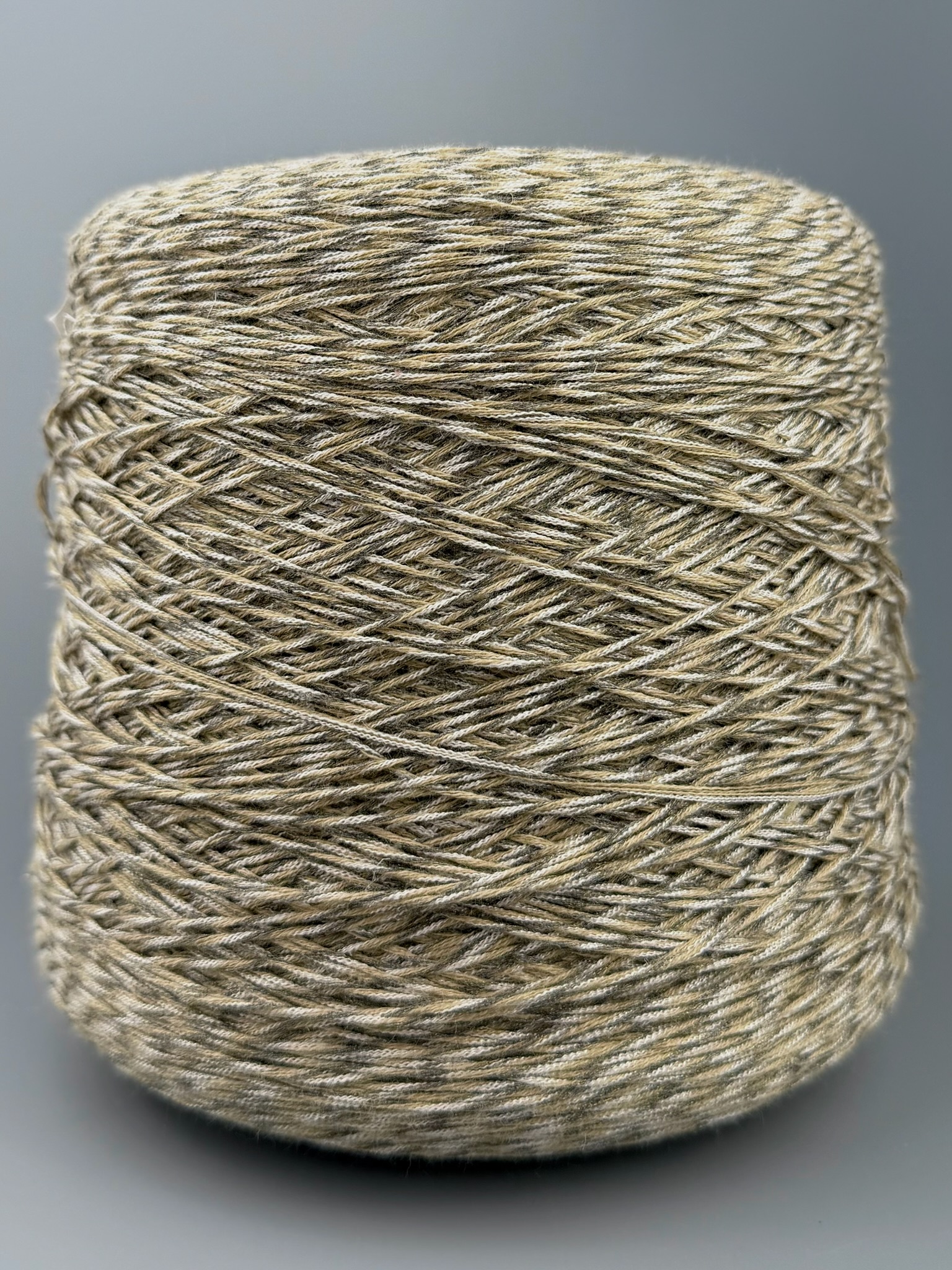 Outlet 41 – Mouliné Designgarne 200–300 m / 100 g foto 2