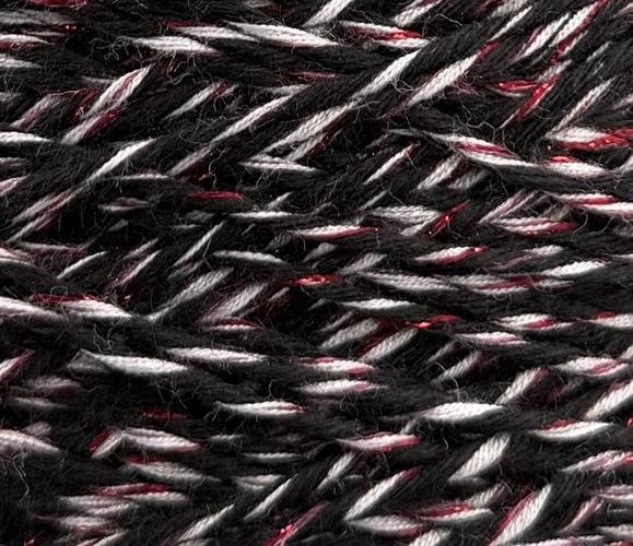 Outlet 43 – Mouliné Designgarne 200–300 m / 100 g