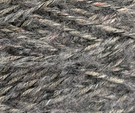Outlet 57 – Fils mouliné design 200–300 m / 100 g