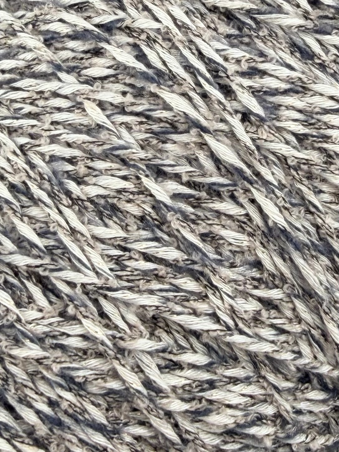 Outlet 63 – Fils mouliné design 200–300 m / 100 g