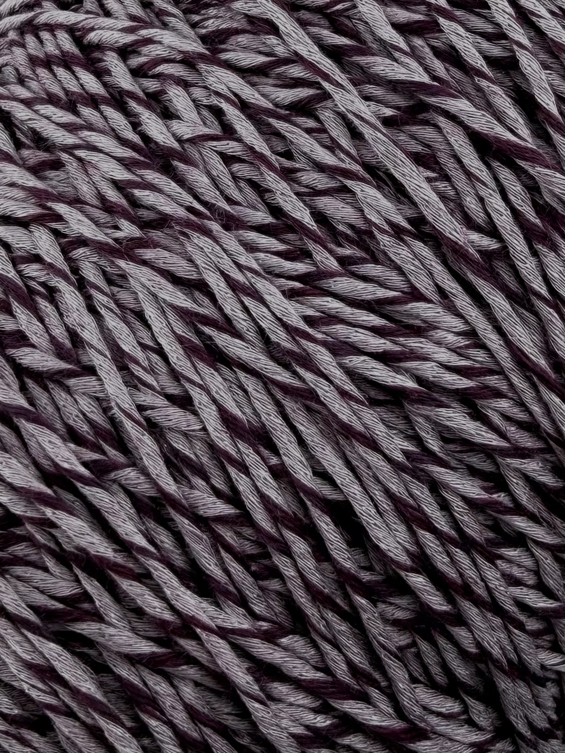 Outlet 79 – Fils mouliné design 200–300 m / 100 g