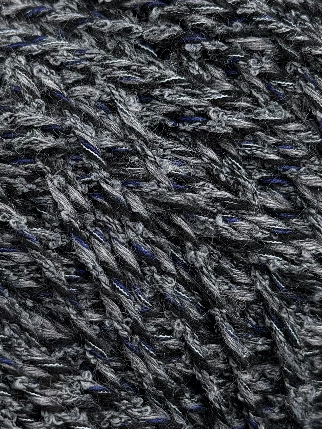 Outlet 84 – Fils mouliné design 200–300 m / 100 g