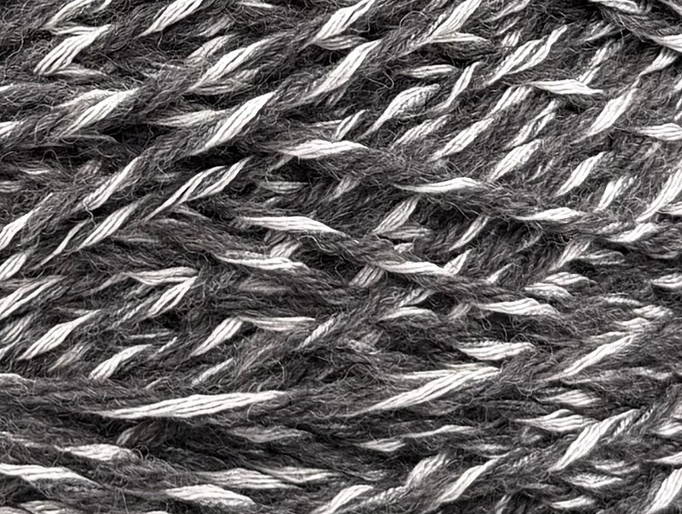 Outlet90 – Fils mouliné design 200–300 m / 100 g