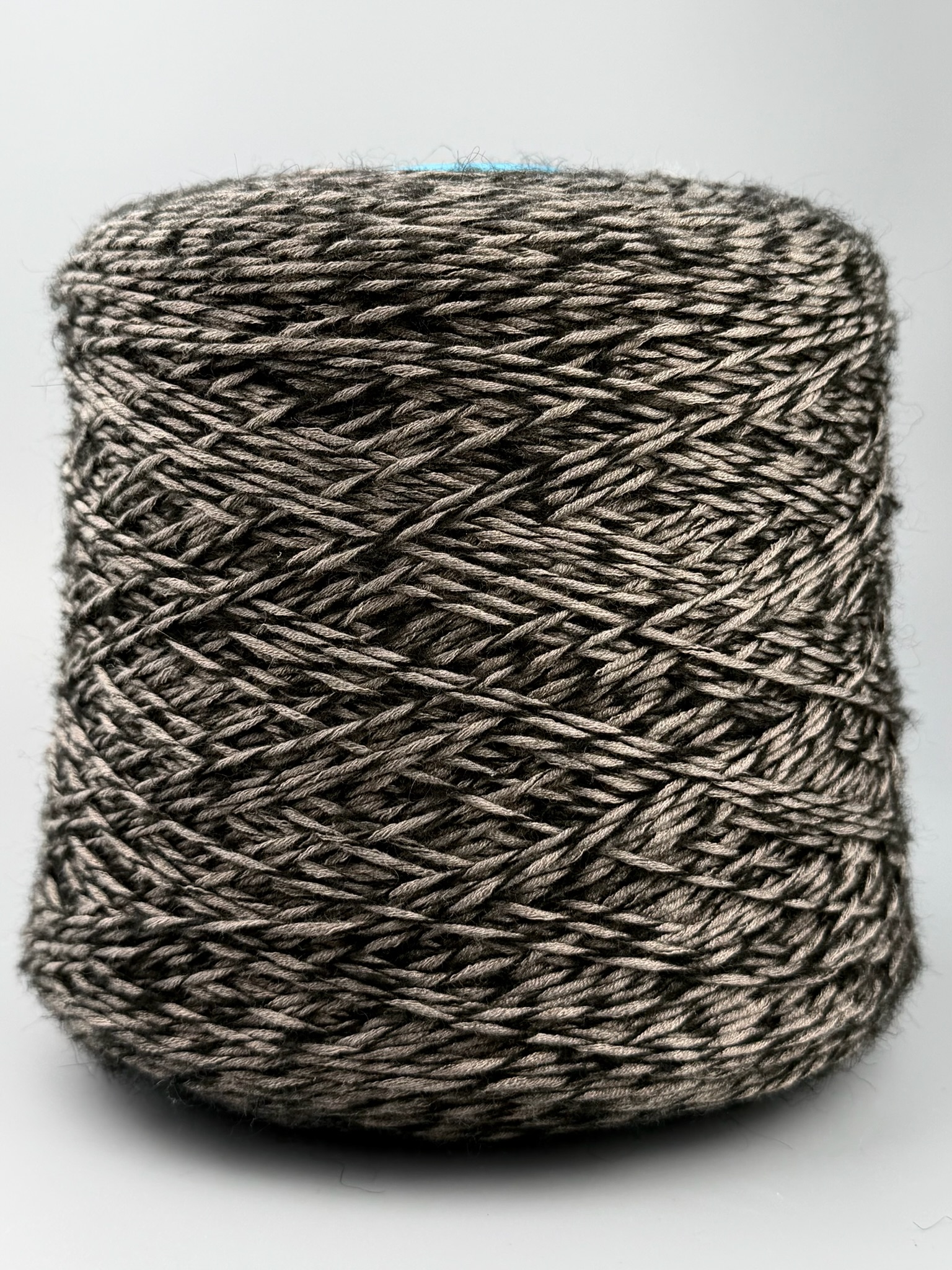 Outlet 10 – Mouliné Designgarne 200–300 m / 100 g foto 2